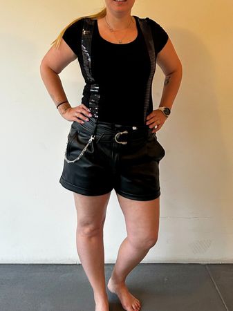Coole Kunstleder-Shorts, schwarz, Gr. 40