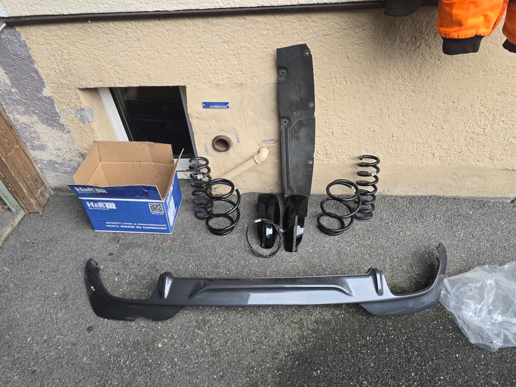 BMW Tutti pezzi di ricambio auto: Ersatz Teile BMW M340i – Usato da Vaduz venduto da anker09 1