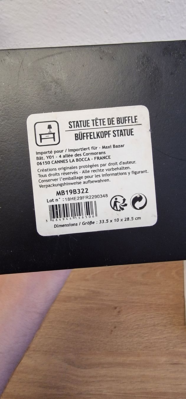 Statuette: Büffelkopf Statue mit Ständer neuwertig!! – Nuovo (secondo la descrizione) da Winterthur venduto da somasgrooverz 3