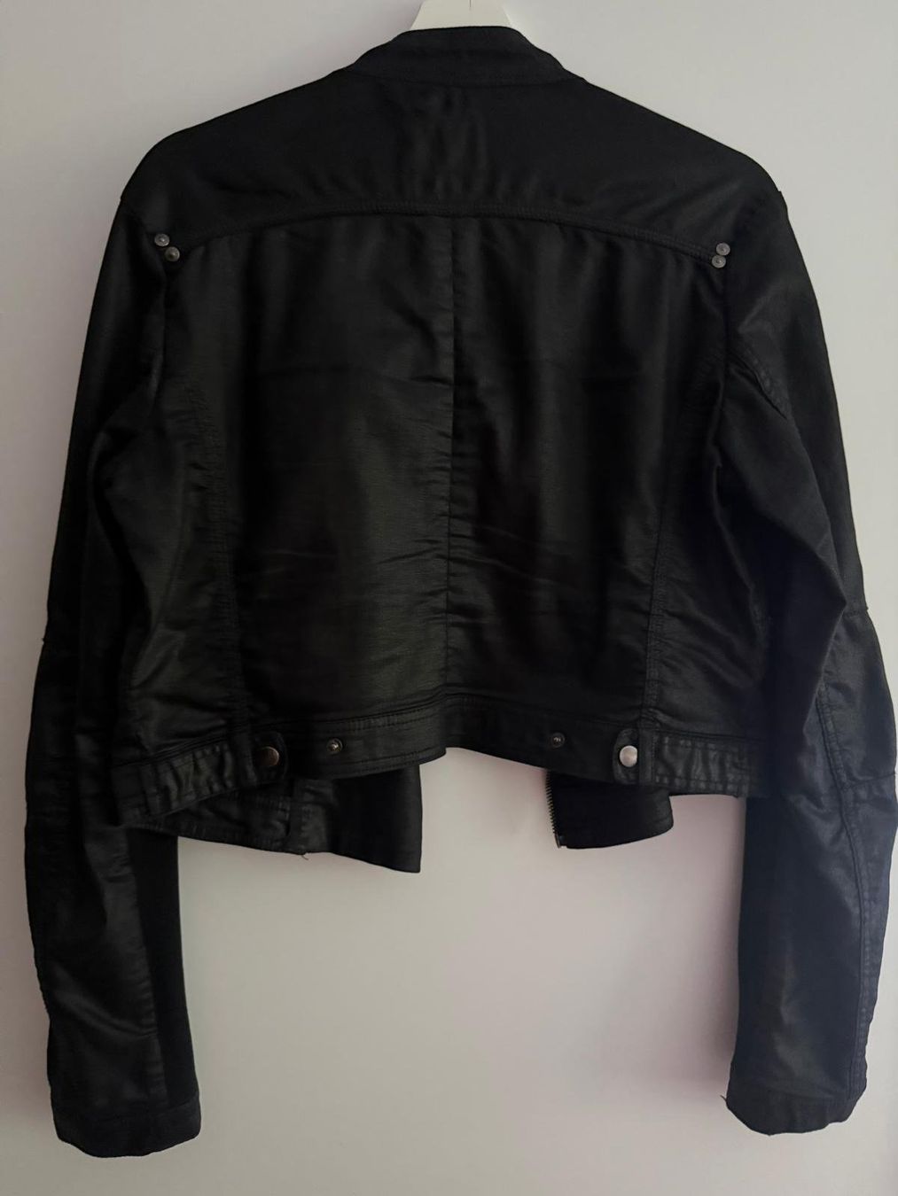 Giacche: Black Faux leather biker-style jacket, Size M – Usato da Bachenbülach venduto da Shukkley 2