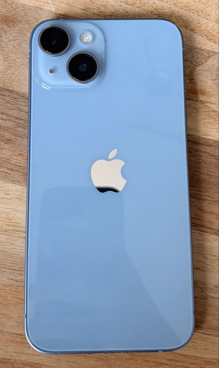Apple Telefoni cellulari / Smartphones: iPhone 14, 128 GB blau – Usato da Oensingen venduto da __.liisaaa.__