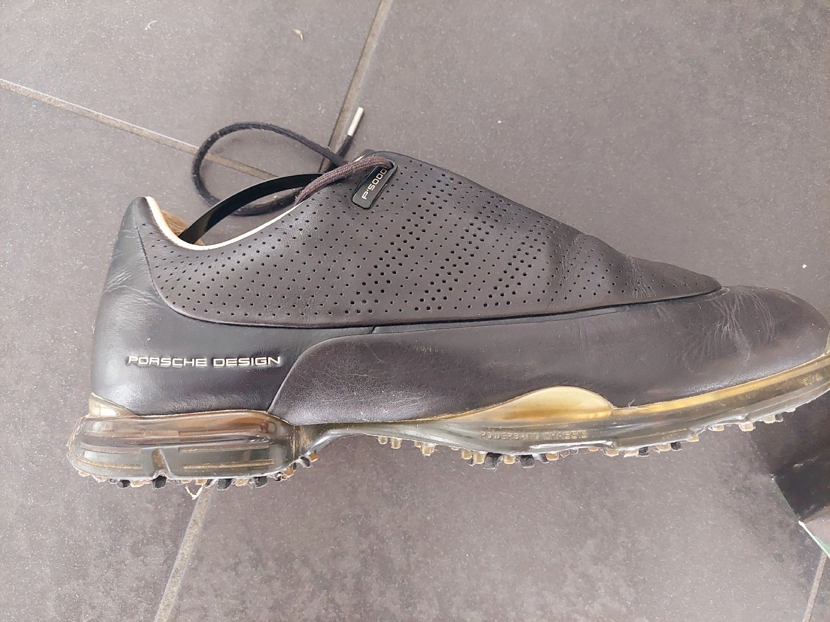 Herrenschuhe: Golfschuh-Set mit 36 Golfbällen – Gebraucht aus Widnau von Grisli07 1