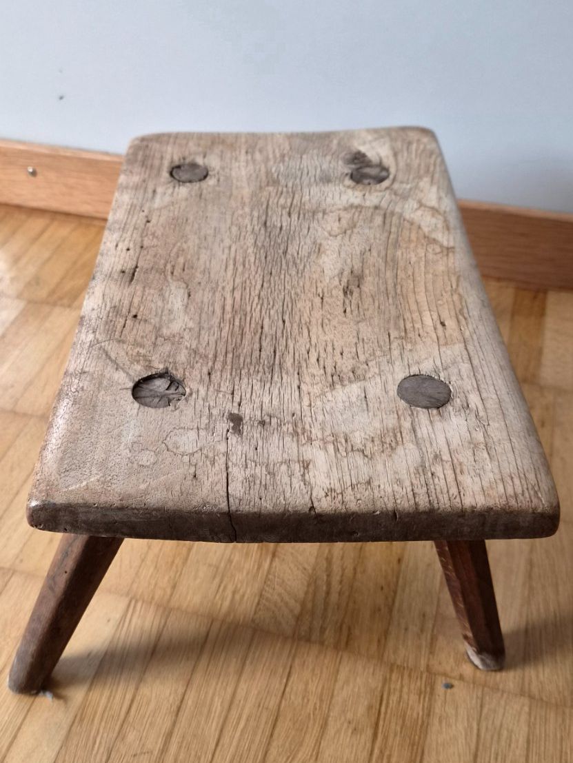 Sgabelli: Antiker Holzschemel Hocker Bauernmöbel – Usato da Ebmatingen venduto da Flitz88 3