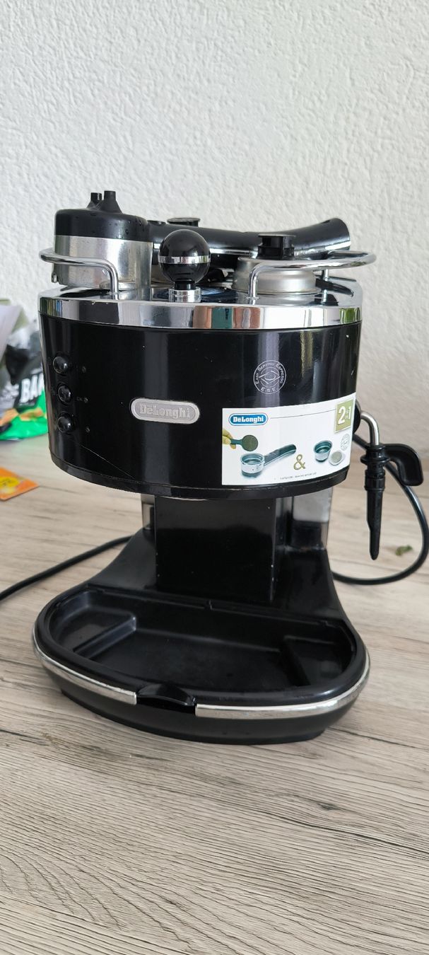 De'Longhi Macchine per caffè & Macchine per espresso: Kaffemaschine DeLonghi – Usato da Fribourg venduto da bru_y5kl