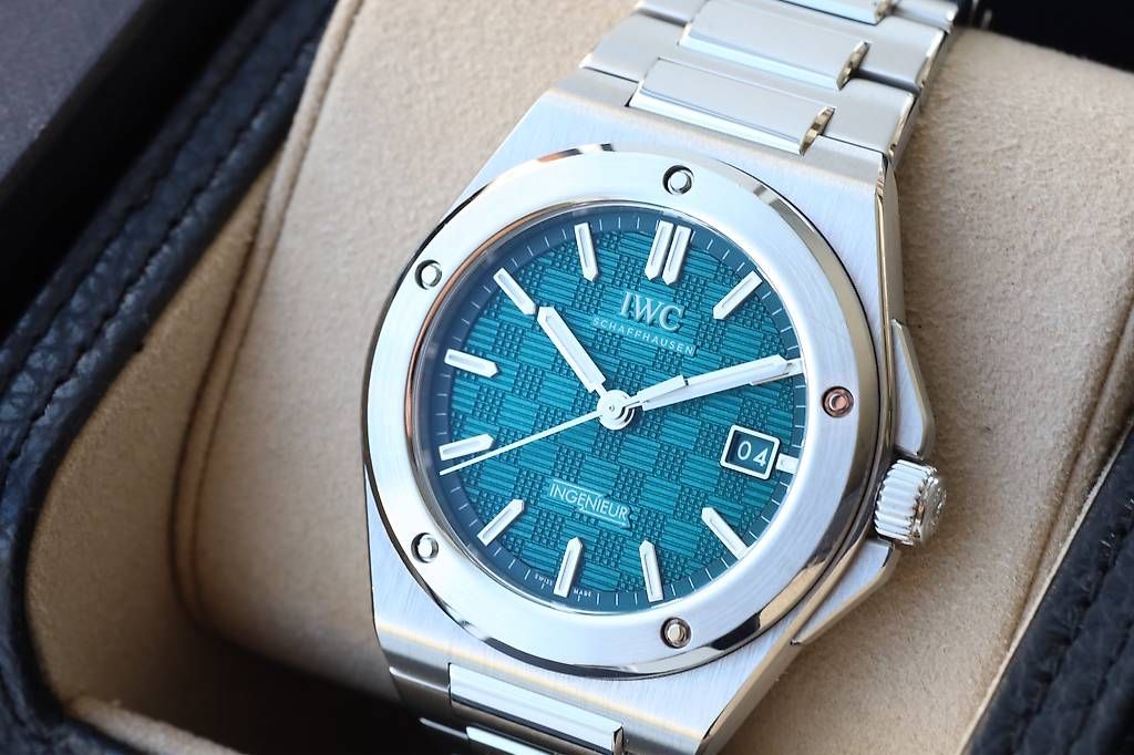 IWC Orologi: IWC Ingenieur 40 IW328903 – Usato da Wollerau venduto da RekociTimepieceGmbH 1