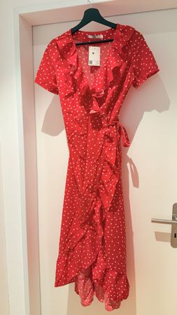 Sommer Wickelkleid in Polka-Dots Grösse M NEU