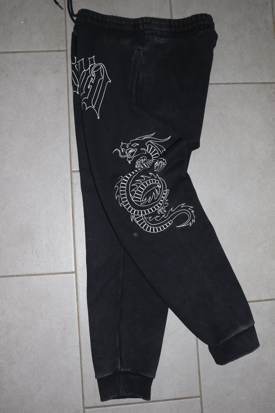 Pantaloni: Tolle Herrenhose Gr.M – Usato da Oberwil-Lieli venduto da Svetlana28 2