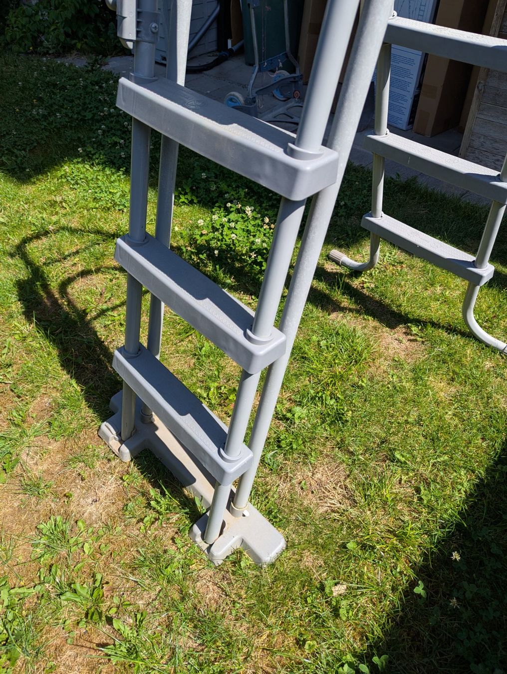 Bestway Echelles: Pool Leiter für Poolhöhe 122 cm – D'occasion à Heimenhausen par beatama 2