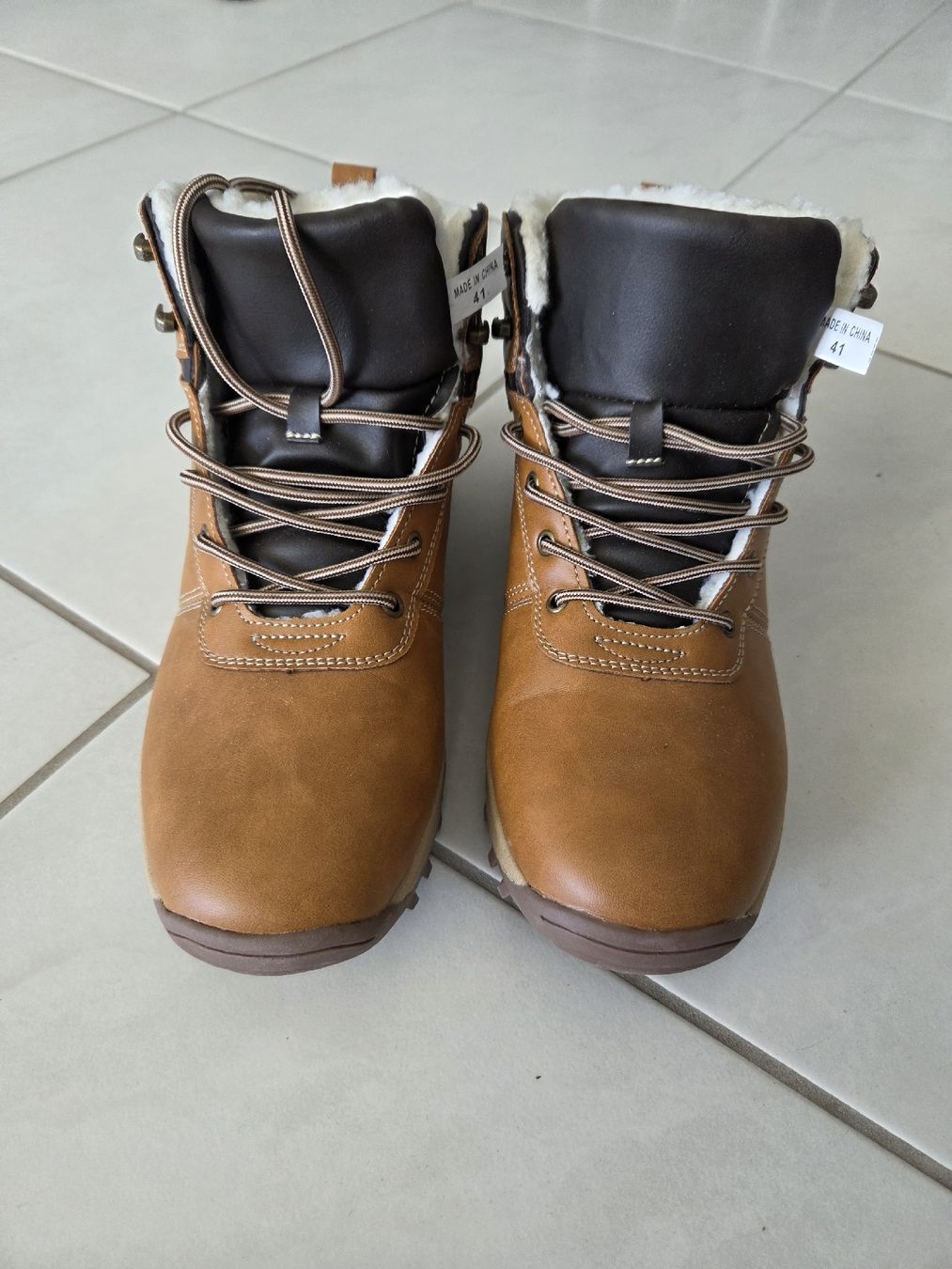 Scarpe da uomo: Boots Herbst / Winter gr.41 – Nuovo (secondo la descrizione) da Bronschhofen venduto da Katrusja 3