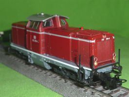 DB Baureihe 212 Loknummer 212 215-8 Märklin 3672 DIGITAL 017