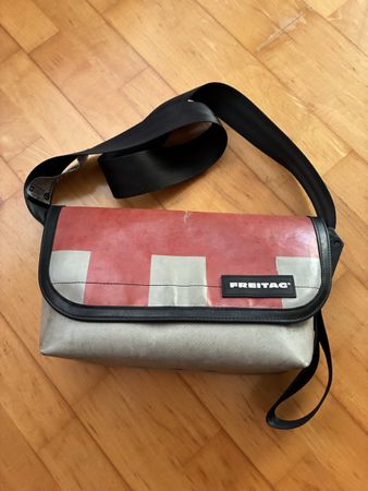Freitag Handtasche Model Hawai-Five