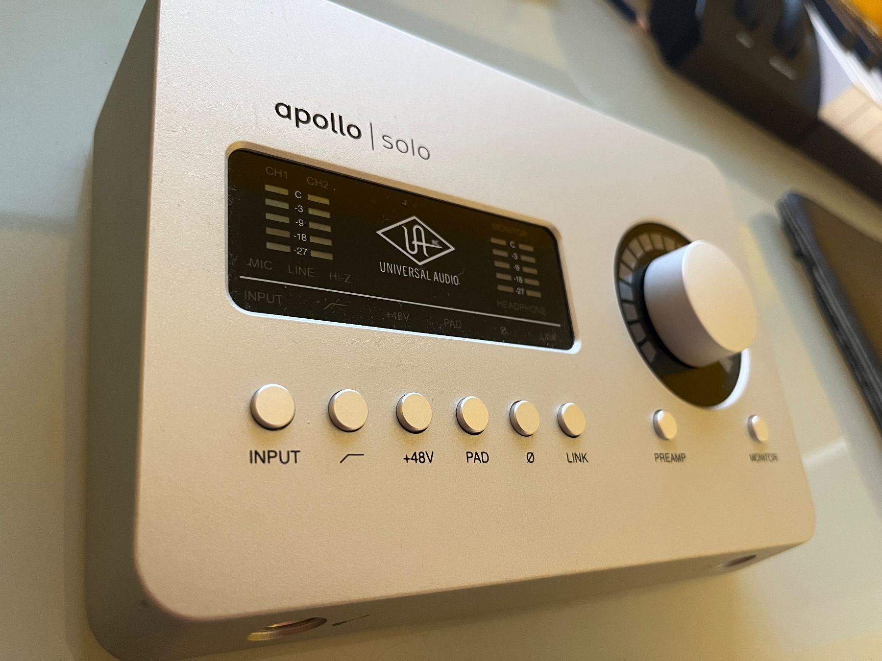 Universal Audio Attrezzatura per studi di registrazione: Universal Audio Apollo Solo Interface Windows – Nuovo (secondo la descrizione) da zürich venduto da Stauffacher2000 1