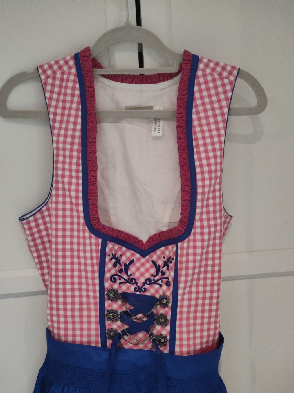 Costumi: Dirndle Oktoberfest – Nuovo (secondo la descrizione) da Zürich venduto da M.Bat 1