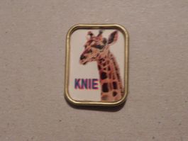 Circus Zirkus Knie Brosche Broche Abzeichen Giraffe 1993