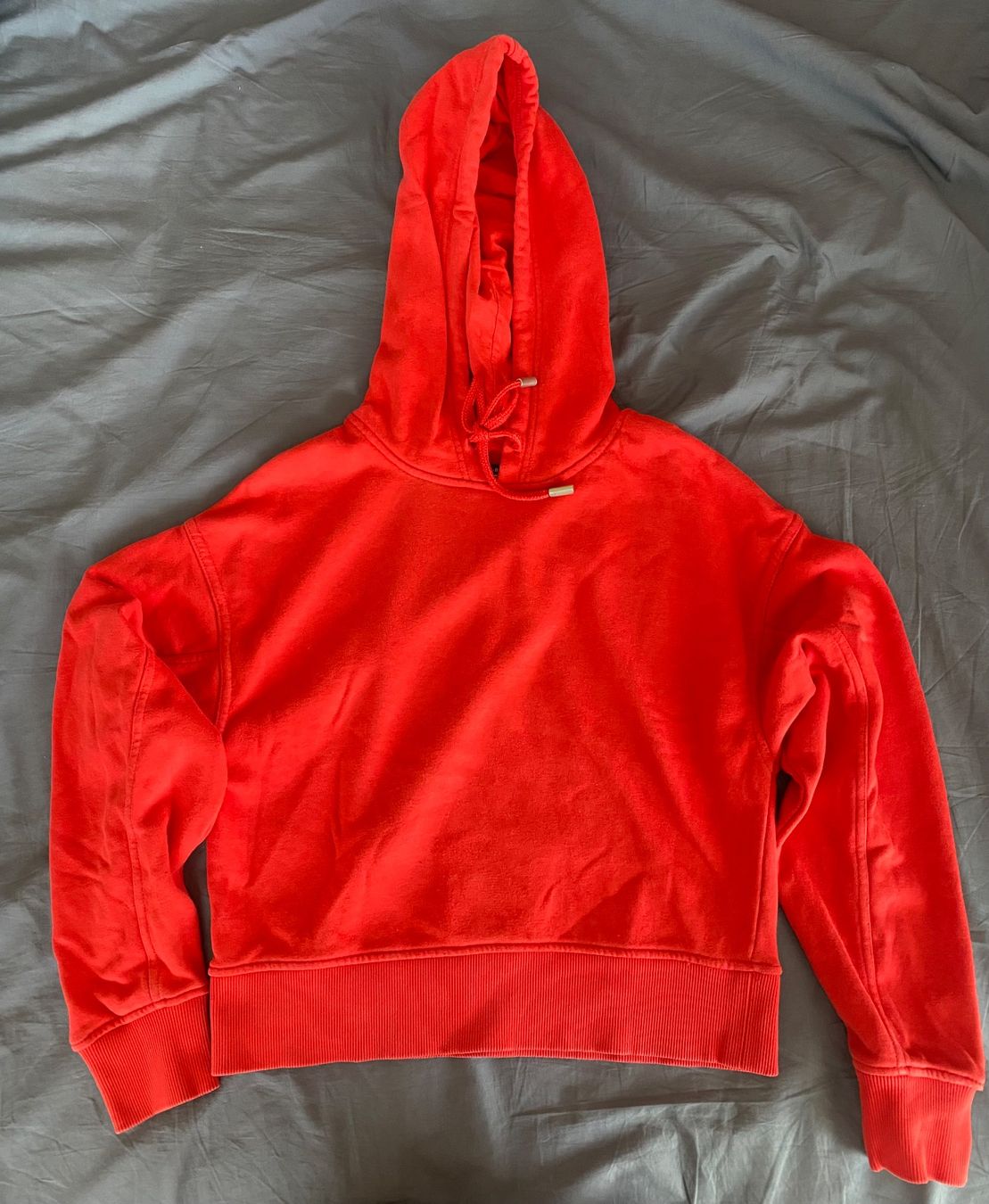 Bershka Pulls & Sweat-shirts: Pullover Bershka – D'occasion à Huttwil par mandala123