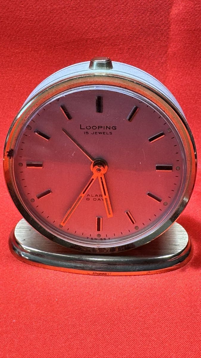 Looping Sveglie: Looping Wecker 15 Jewels Handaufzug  – Difettoso da Untersiggenthal venduto da TimeandShine