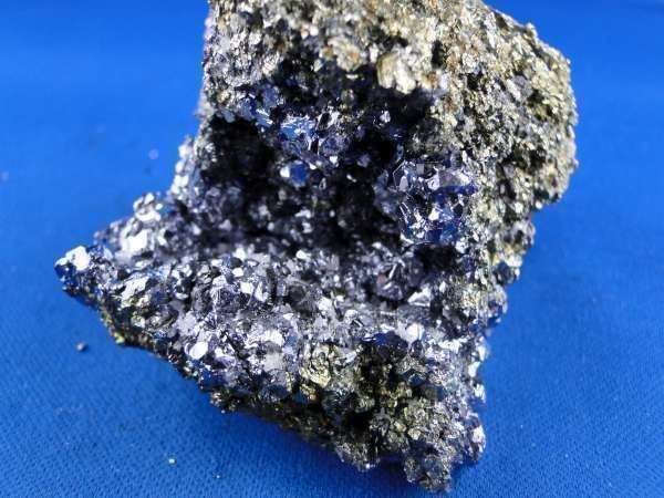 Minerali & Pietre curative: Galena auf Pyrit-Matrix – Usato da Schinznach Bad venduto da Demerald 7
