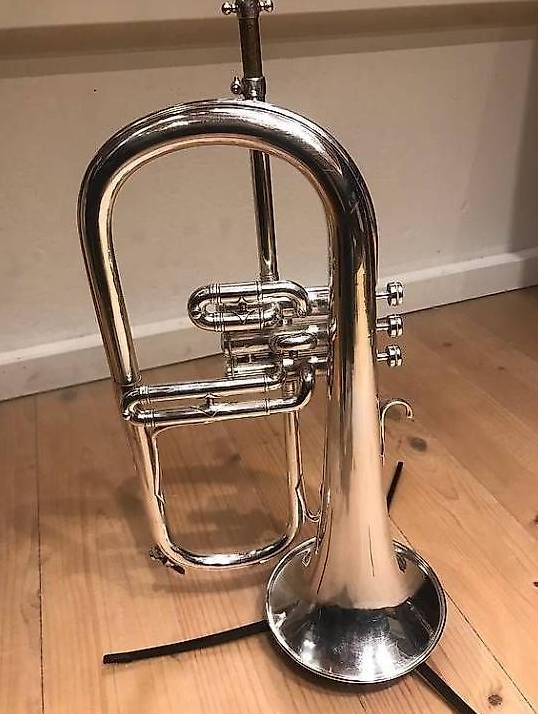 Strumenti musicali: Bugle (Flügelhorn) Couesnon Paris, ca.1960 – Usato da Misery venduto da intruder5032
