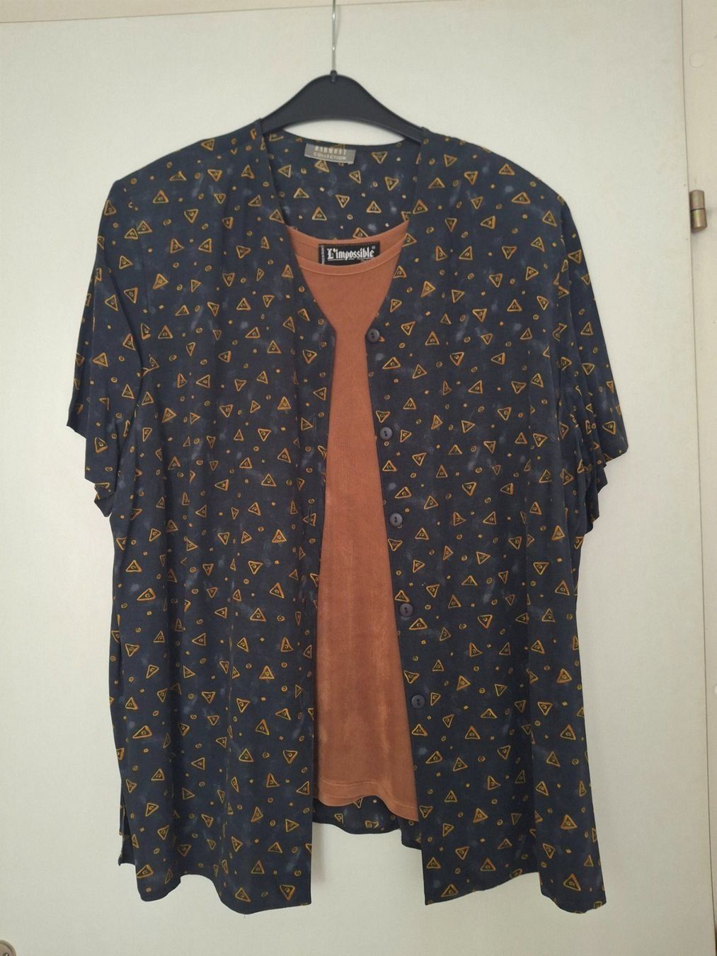 Lotti di vestiti: 2-teiler, Bluse mit chicem Top, Grosse Grössen – Nuovo (secondo la descrizione) da WALTERSWIL SO venduto da thb_ybm8