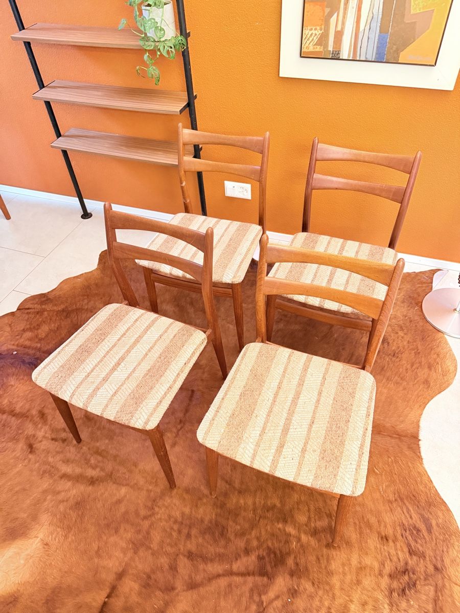 Stühle: Vintage 4 Stück Teak Stühle – Gebraucht aus Grenchen von Nur_2540 1