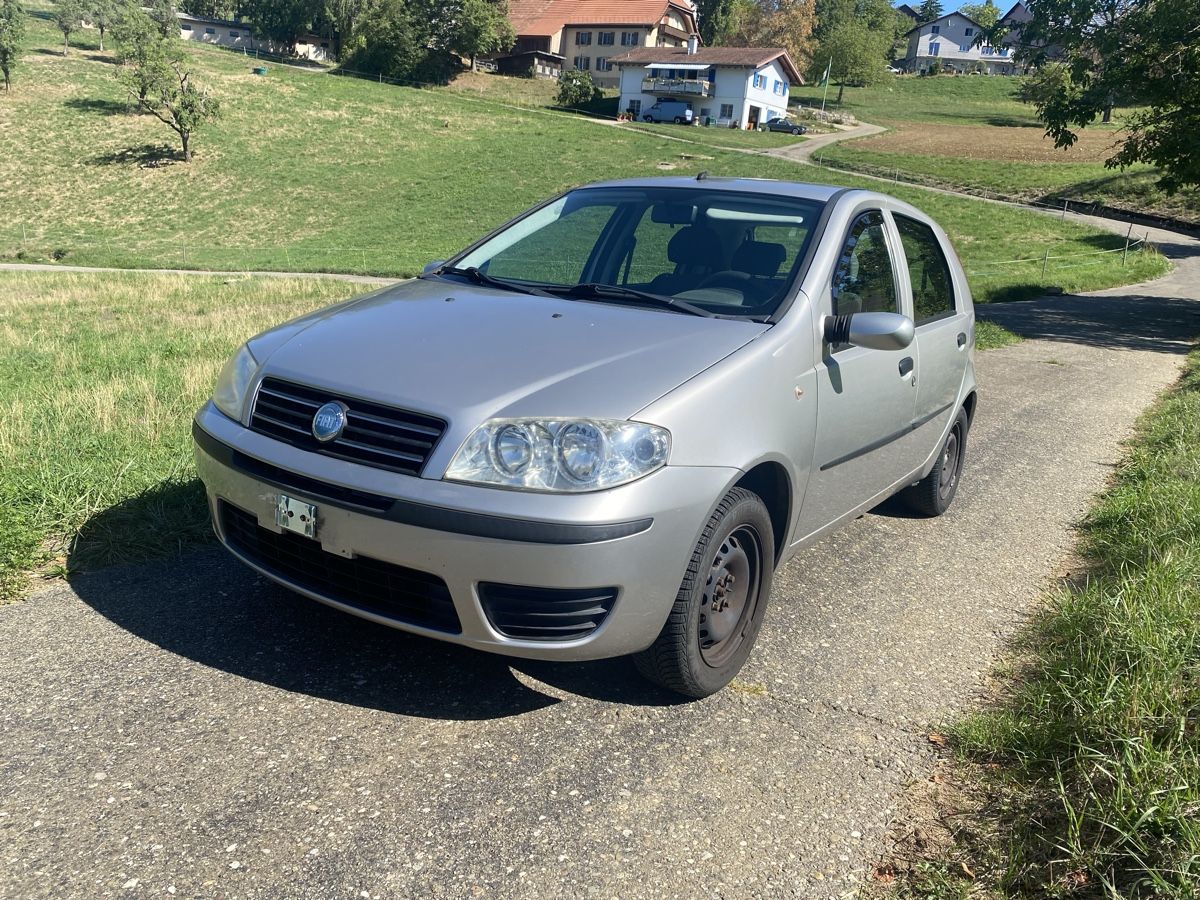 Fiat Automobili: Fiat Punto 16v – Usato da Rümlingen venduto da Panman55