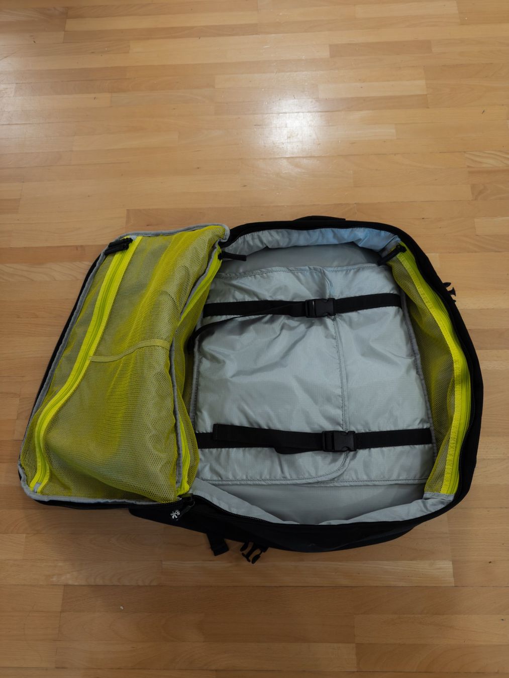 Crumpler Zaini: Crumpler Track Jack Board Backpack – Usato da Zürich venduto da smb1234 1