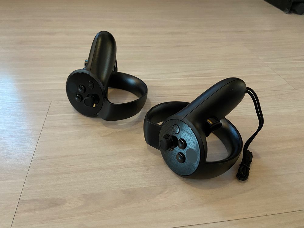 Oculus Touch Controller (Gebraucht) in Lyss für CHF 27 – mit Lieferung ...