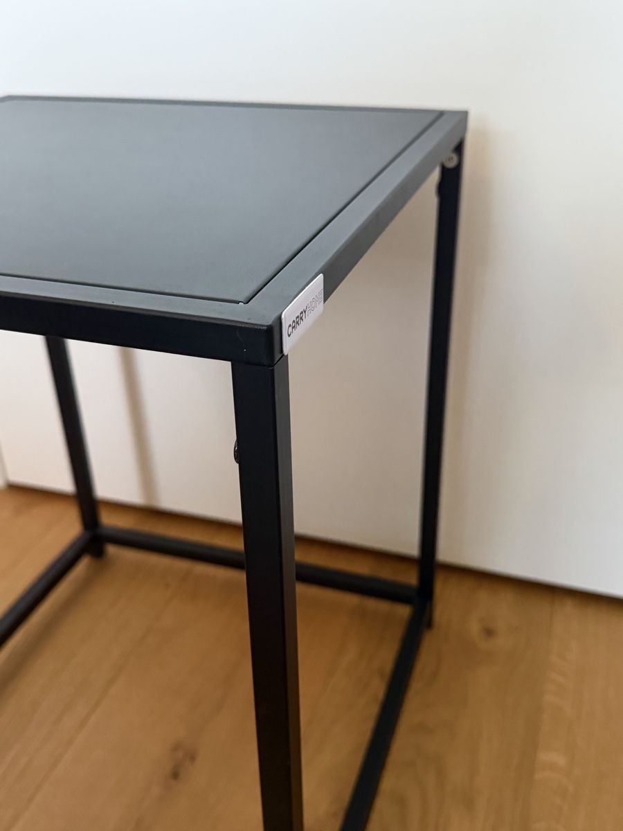 Comodini: Design Beistelltisch – Usato da Maienfeld venduto da hfo_b9jq 1