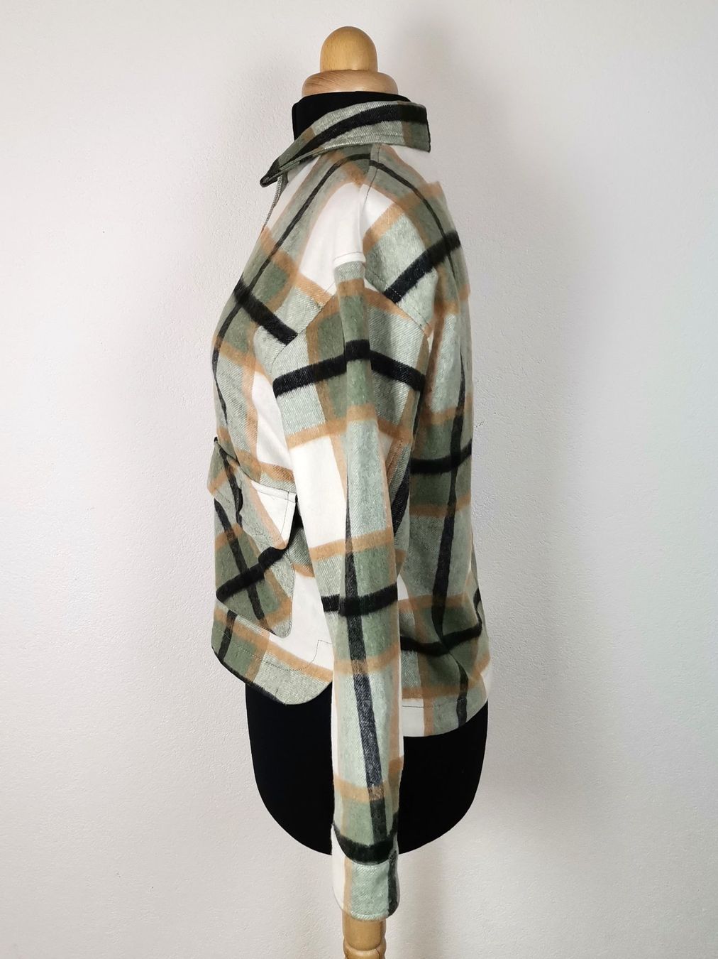 Zara Giacche: ZARA Blusenjacke "Damen" – Usato da Schaffhausen venduto da Restwert_SH 3