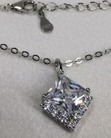 Collier argent avec zircons