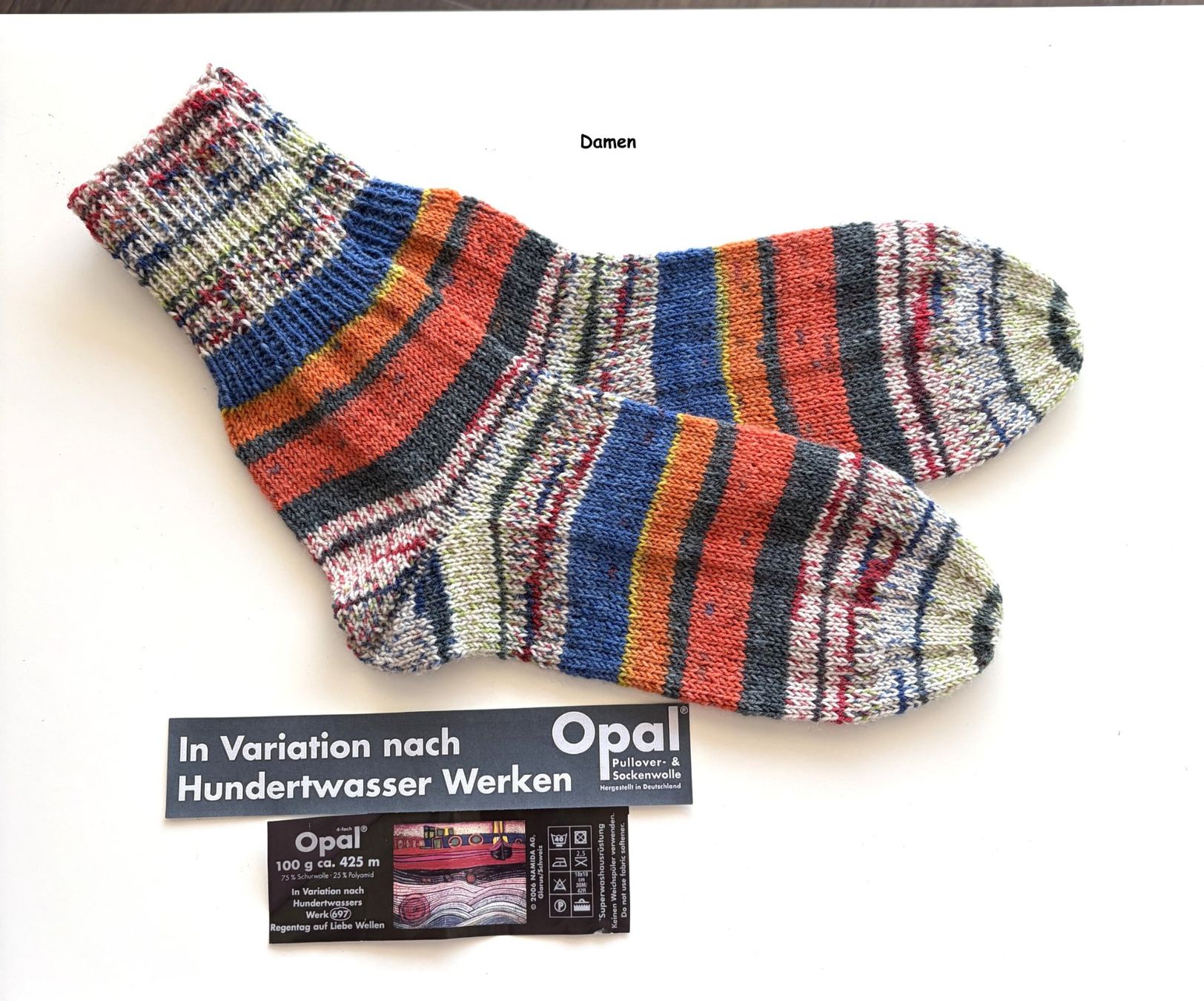 Calze: Handgestrickte "Hundertwasser" Socken verschiedene Grössen – Nuovo e nell'imballaggio originale da Täuffelen venduto da sohalt 3