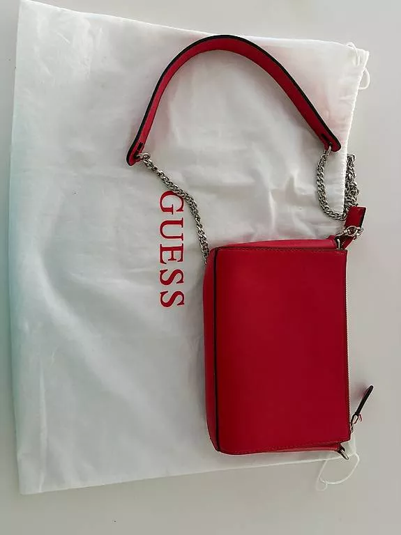 Guess Borse da donna: Borsa Guess – Usato da Minusio venduto da Mate1999 1