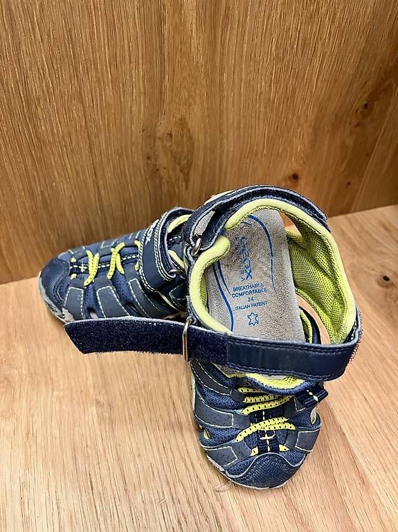 Geox Scarpe per ragazzi: Geox Trekkingsandalen - Gr. 24 – Usato da Sevelen venduto da JohneL 1