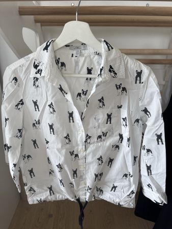 Mavi Bluse mit Hunde Print, Grösse S, Sommer Must-Have!