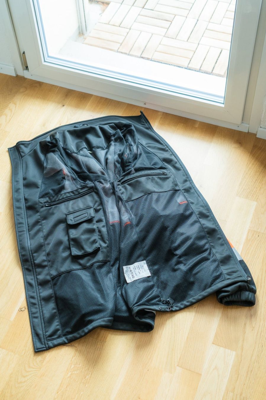 Giacche: Warnjacke Sicherheitsjacke Arbeitsjacke – Usato da Ostermundigen venduto da Jeremy__ 2