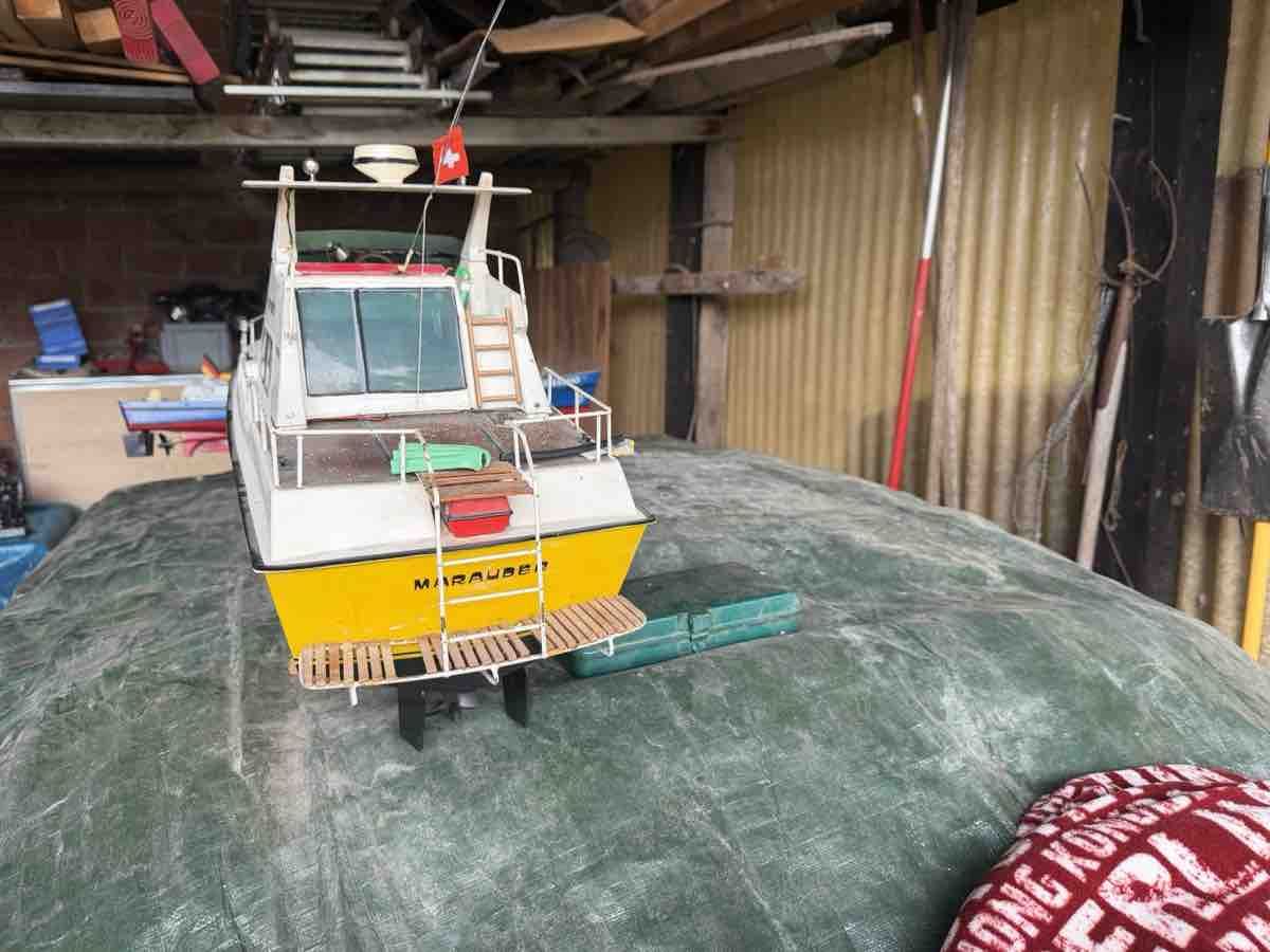 Modellismo RC: RC Modellboot Marauder ferngesteuertes Motorboot – Usato da Rothrist venduto da Larsu007 1