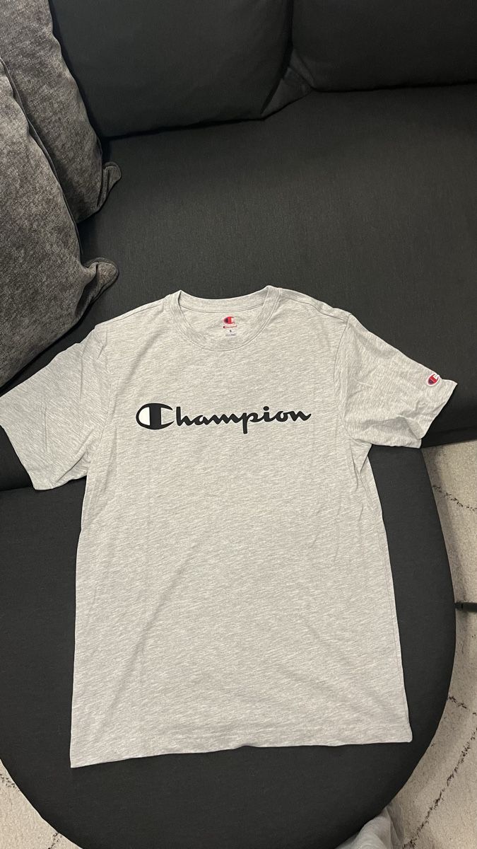 Champion T-shirt: Champion T-Shirt – Nuovo e nell'imballaggio originale da Baden venduto da Car_lio09