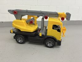 grosser Lastwagen (60cm lang)