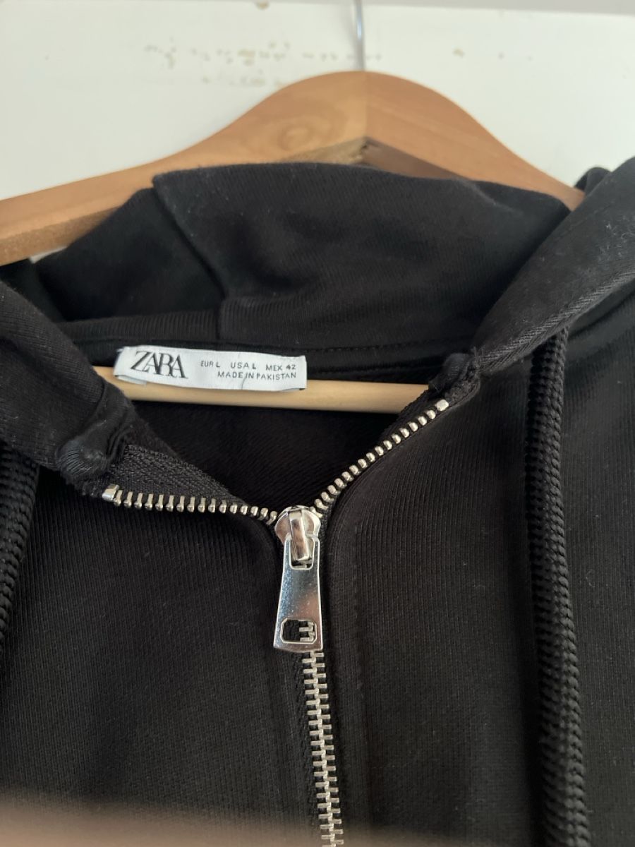 Zara Vestes: Sweatjacke Zara  – D'occasion à Biel/Bienne par Sev.mart 1