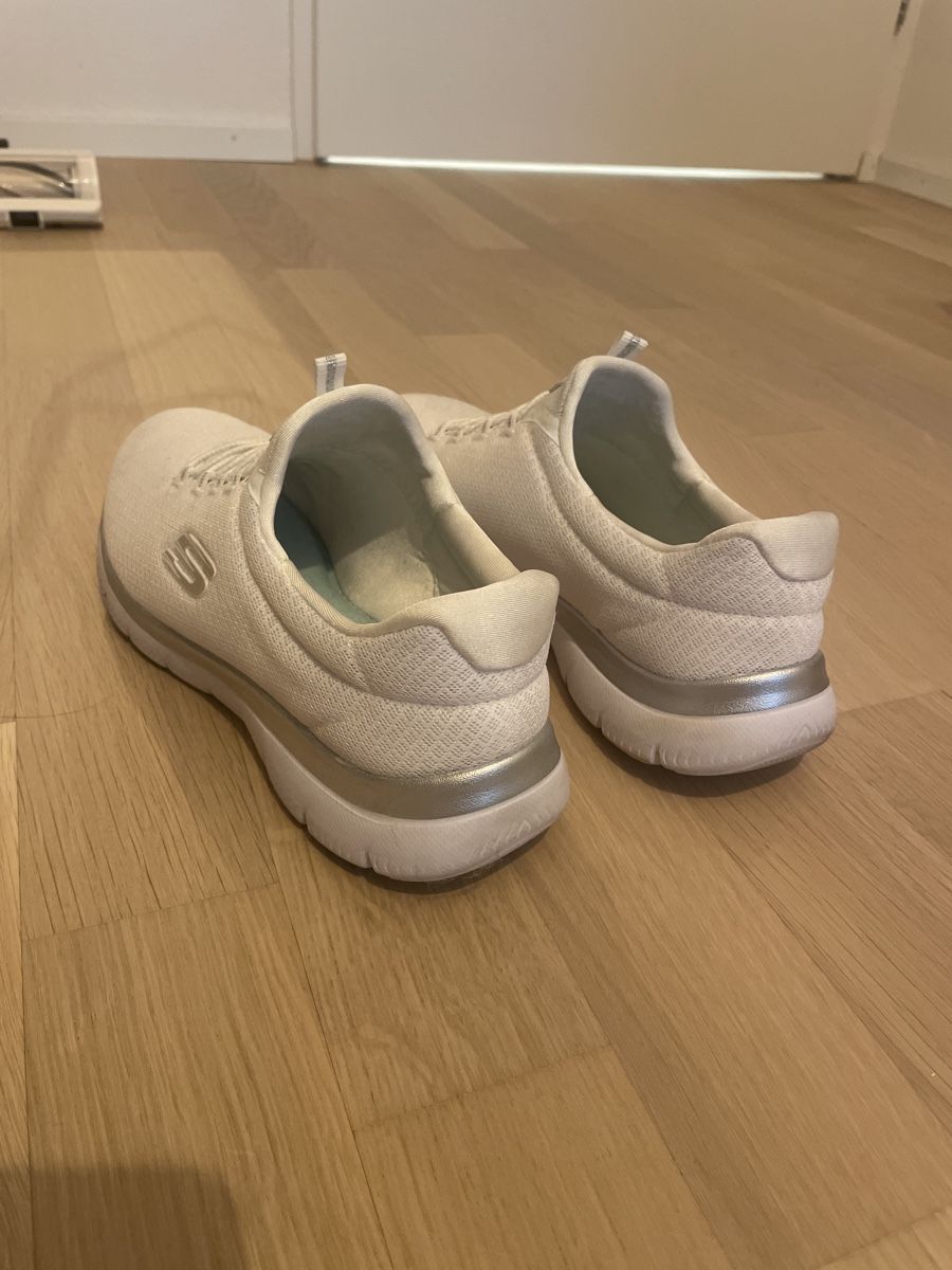 Skechers Scarpe da donna: Skechers Schuhe weiss Grösse 38 – Nuovo (secondo la descrizione) da Ostermundigen venduto da Ania.I 2