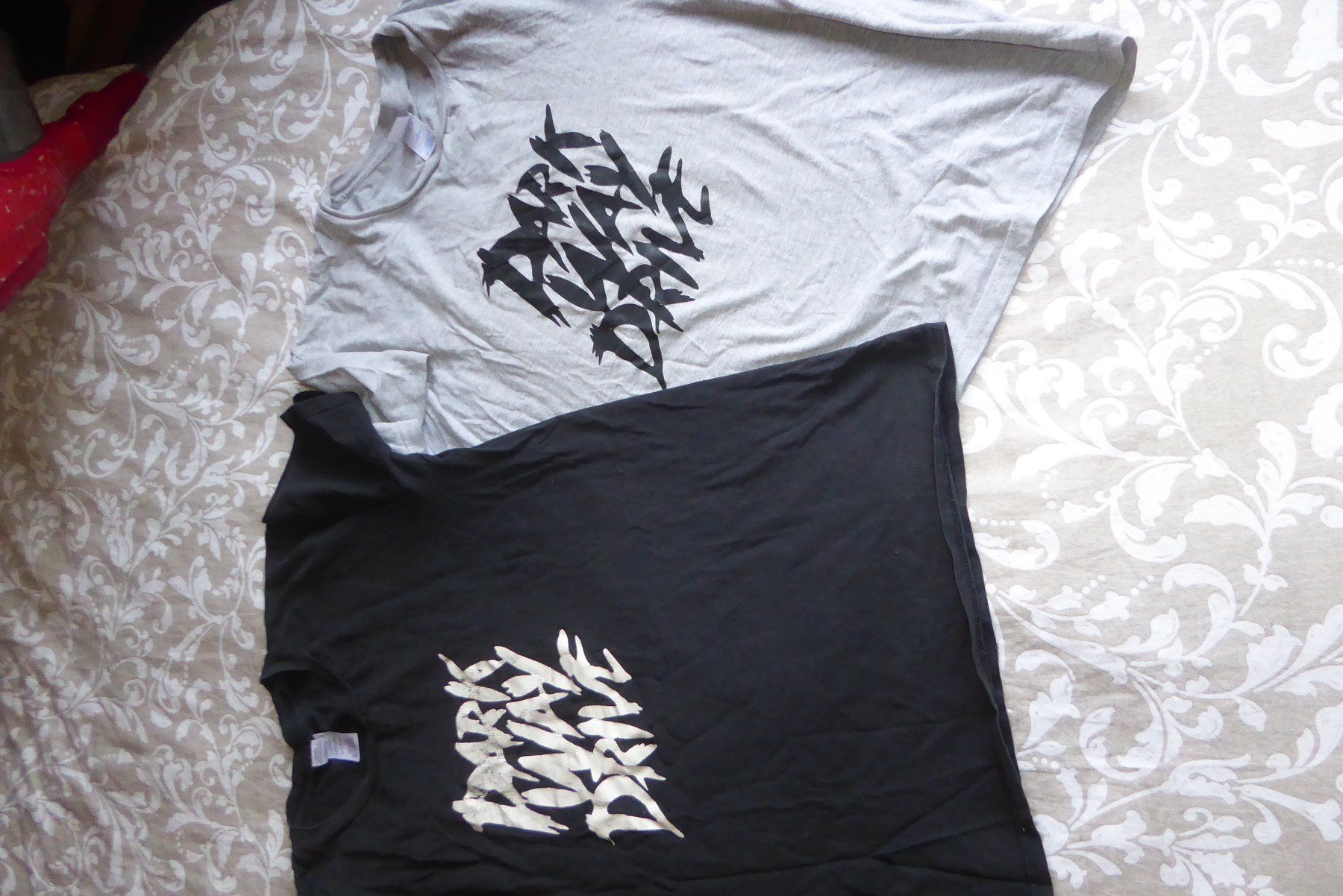 T-shirt: 2 Herren Tshirt GILDAN Gr XL – Usato da Sargans venduto da Benziner 4
