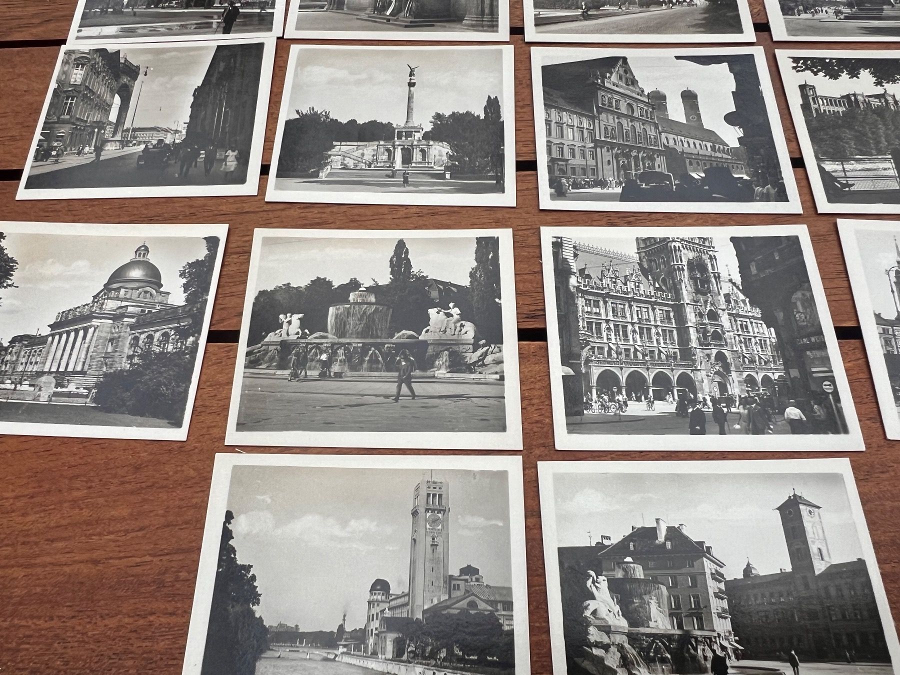 Carte collezionabili: Pochette de 14 miniatures des monuments de Munich 1959 – Usato da Savigny venduto da ron_q529 4