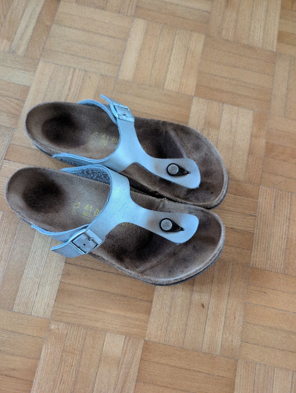 Birkenstock Scarpe da donna: Birkenstock Silber – Usato da Bonaduz venduto da ChristinaCh