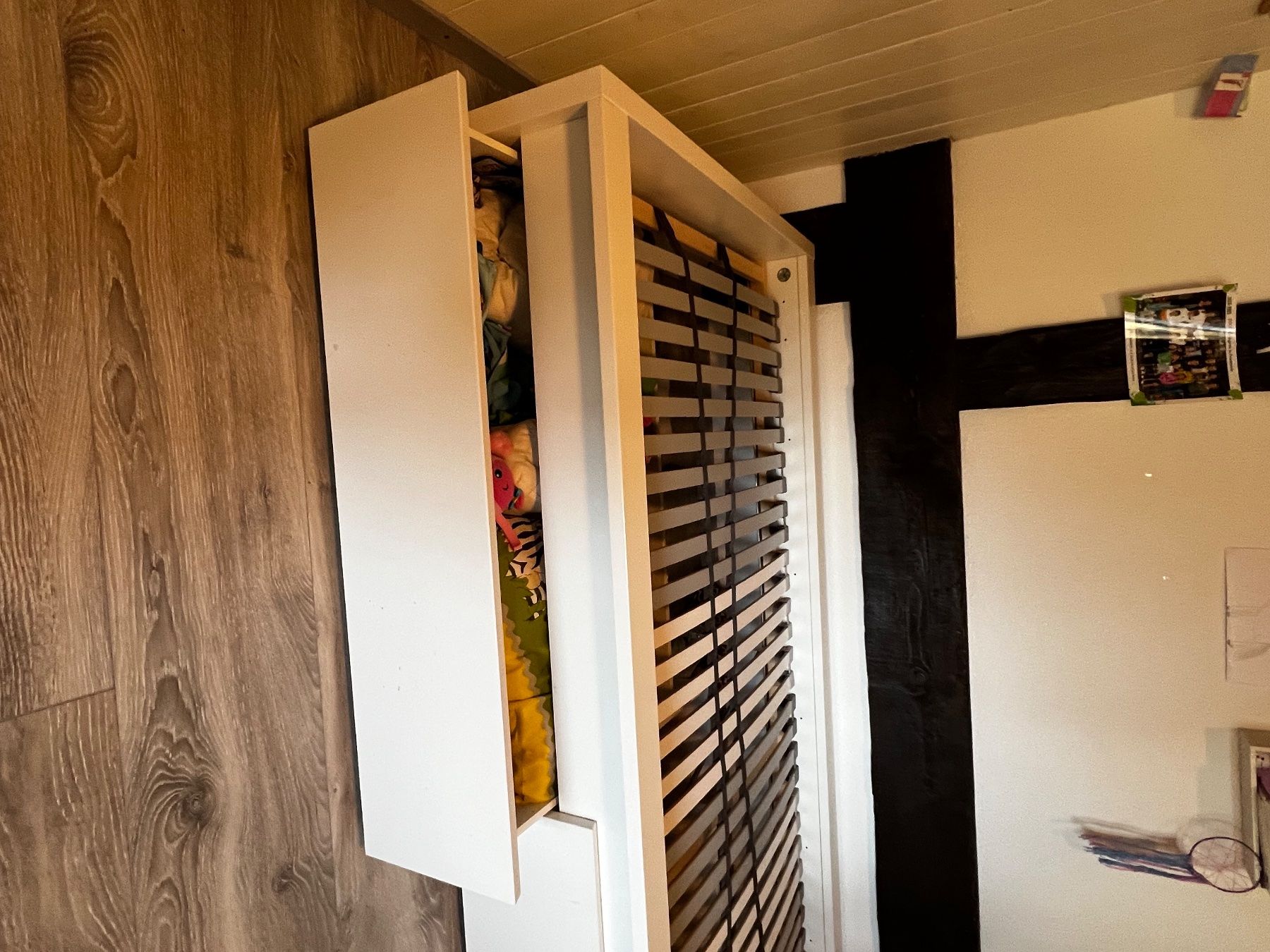 Ikea Betten: Lit Malm 90x200 avec sommier et tiroirs – Gebraucht aus La Chaux-de-Fonds von Ma2158 1
