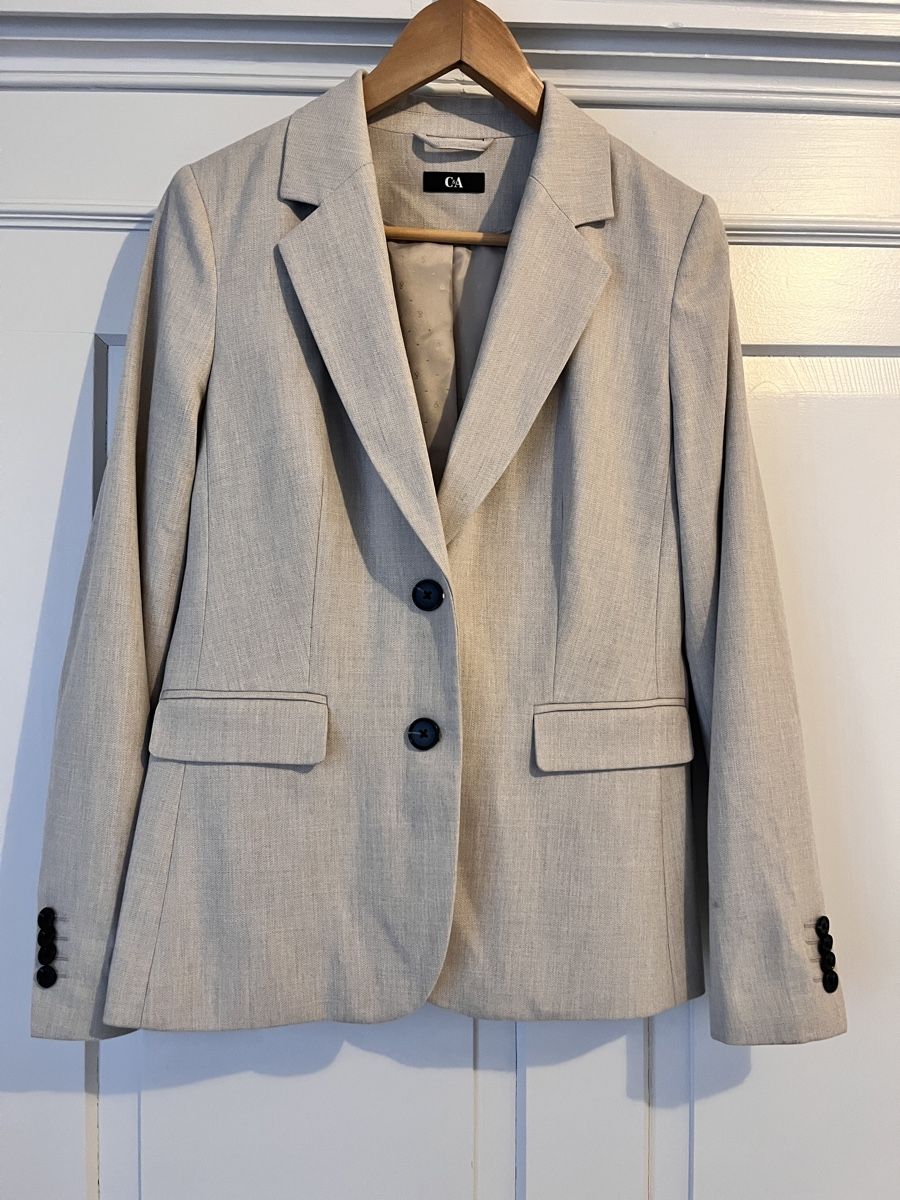 C&A Completi & Tailleur: Blazer beige/grau – Nuovo (secondo la descrizione) da Lohn SH venduto da Microzoff