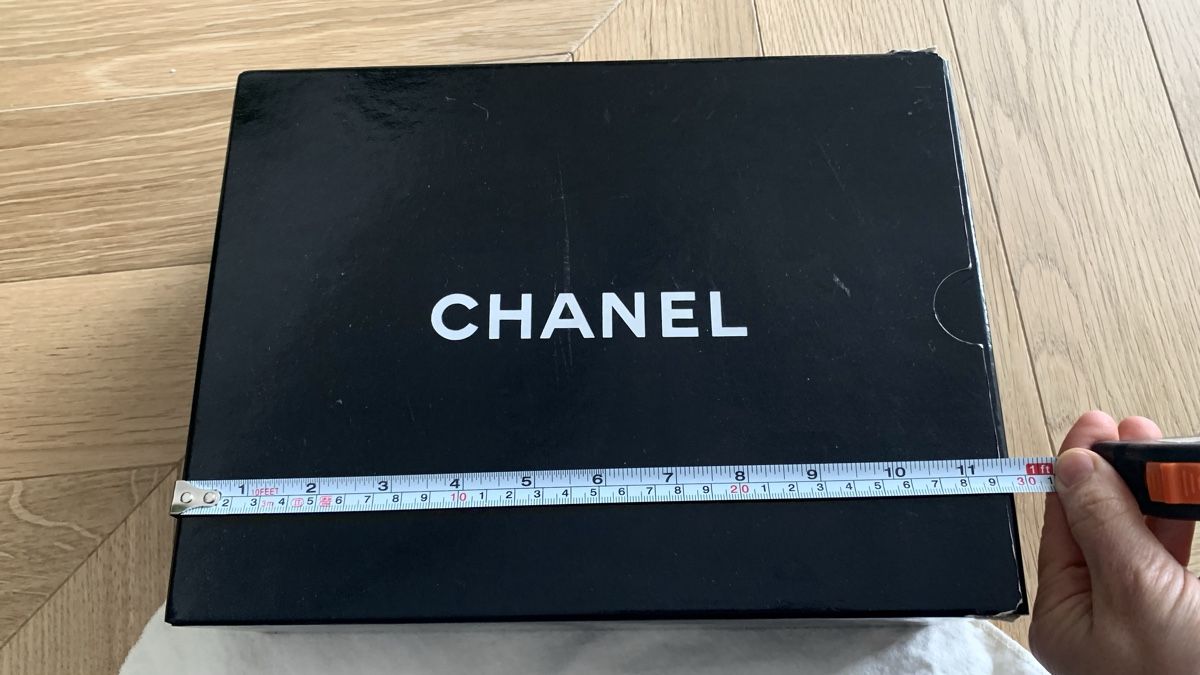 Chanel Altro in Decorazioni & Accessori: Chanel Vintage black box & dust bag – Usato da Zürich venduto da Angela_Fashion_Lover 2