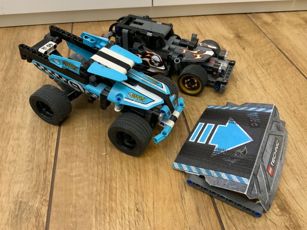 2 grosse Lego Technic Autos mit Rückziehmotor Kaufen auf Ricardo