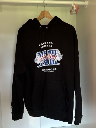 Las Vegas Raiders Mitchell & Ness Rings VIP Hoodie - L