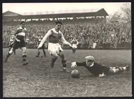 Fotografie Ansicht Wien, Fussballspiel a