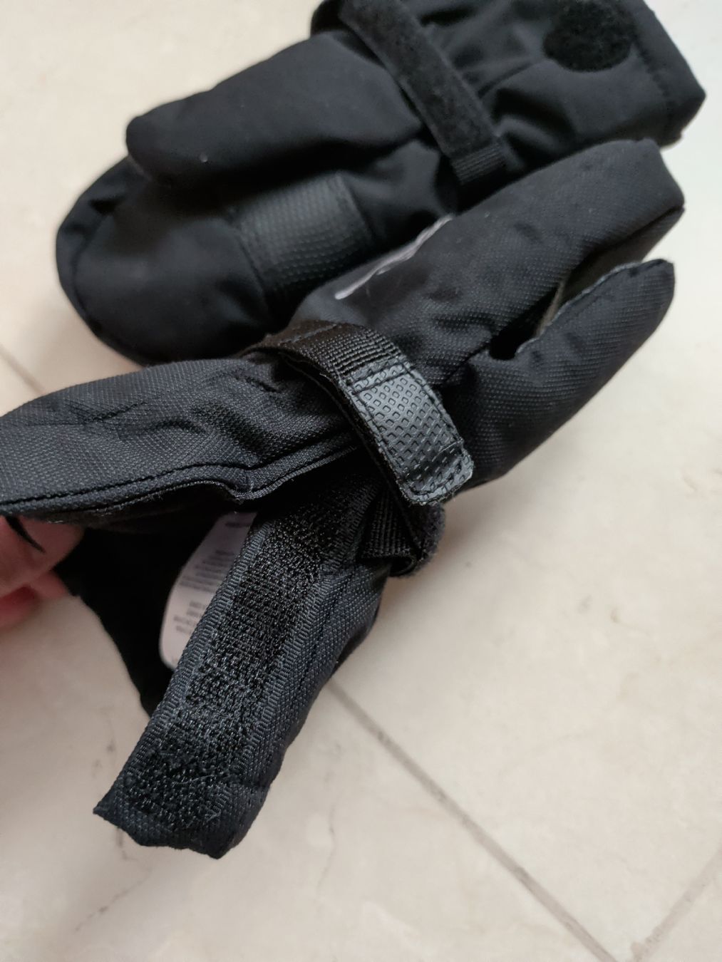 Spyder Guanti: Spyder Skihandschuhe Kinder, Schwarz, Grösse S – Usato da Hinteregg venduto da Pribezh 3